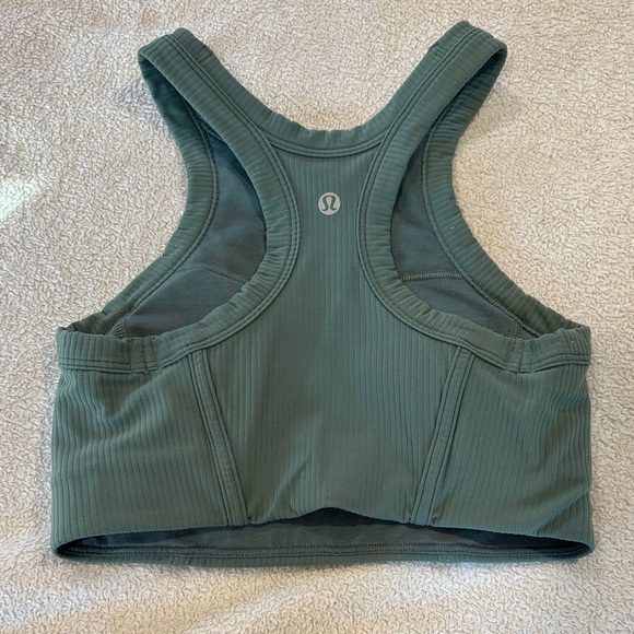 Final price - Lululemon- Green Ribbed Crop Top size 4 - Picture 3 of 7